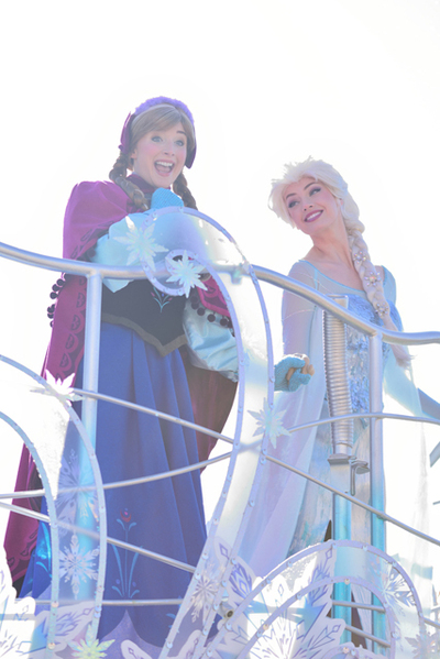 春らしさ全開! アナとエルサの新デザイングッズ「Frozen Seasons」が東京ディズニーランド、シーに登場（2/2） - ディズニー特集