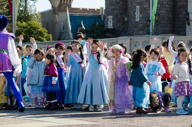 Tdl アナ エルサにもなれちゃう 女の子の夢がいっぱい ようこそ リトルプリンセス 必見ポイント7 写真 1 ディズニー特集 ウレぴあ総研