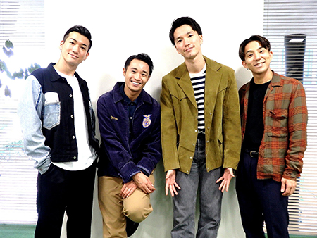 写真は左からOguri、shoji、NOPPO、kazuki