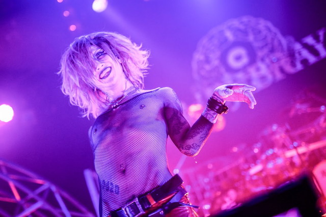 V系】「MEJIBRAY」が魅せた夢のような“毒”! ツアーファイナル公演レポ