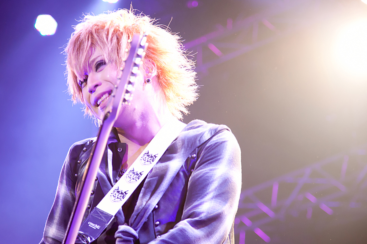 日本一面白いV系バンド「Jin-Machine」! 12ヶ月連続ワンマンツアー