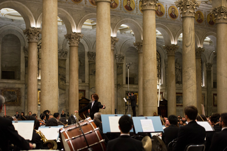 2013年11月10日 サン・パオロ大聖堂 ベートーヴェン「交響曲第9番」演奏の模様　(c)鍋島徳恭