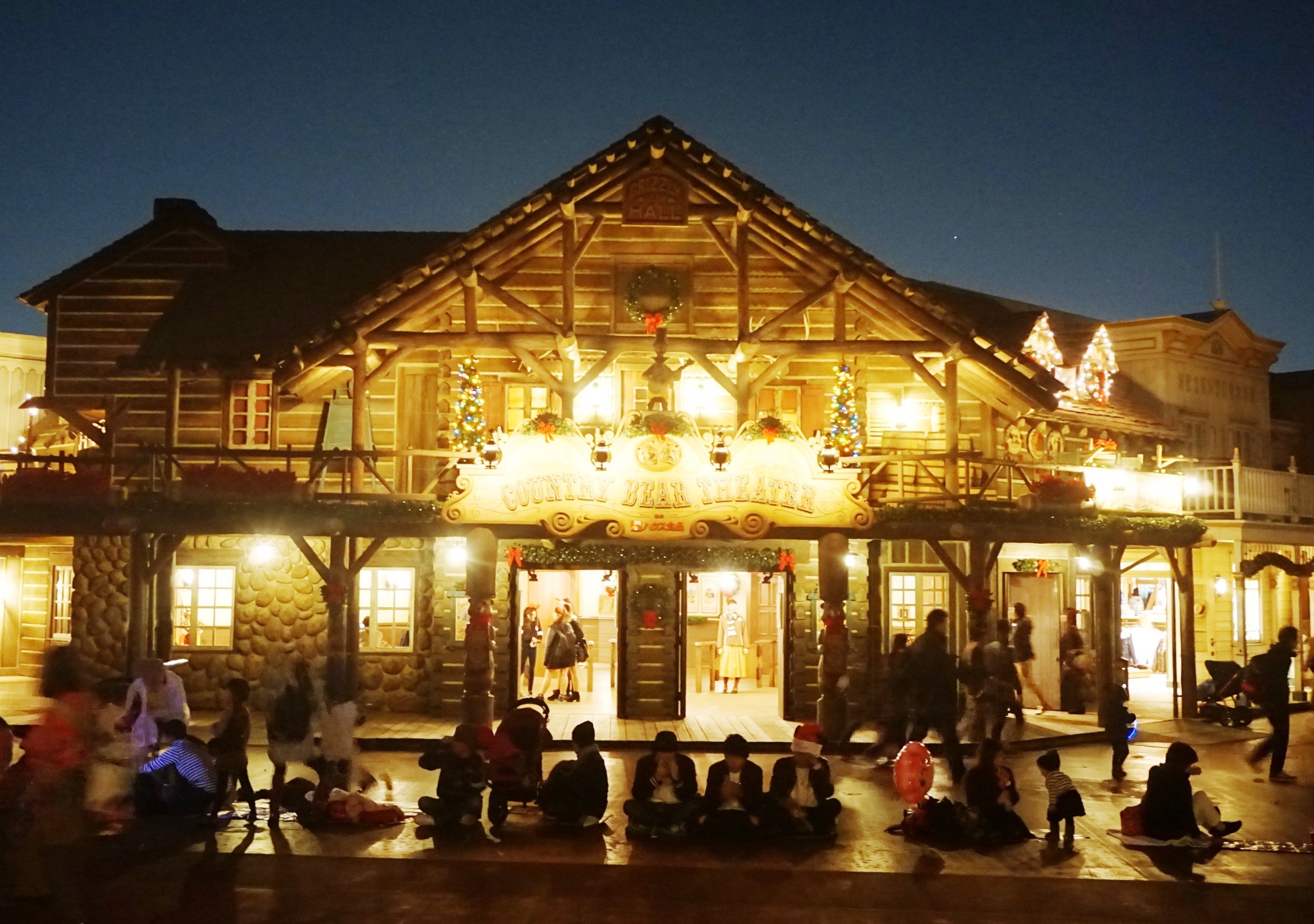 TDLクリスマス】トリビアの宝庫!「カントリーベア・シアター“ジングル