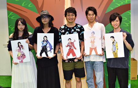 (画像左から）須藤茉麻、斉藤秀翼、海老澤健次、伊勢大貴、百瀬朔