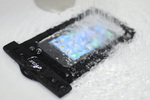 ずぶぬれになっても大丈夫! iPhoneおすすめ防水ケースまとめ＆実際に使ってみた