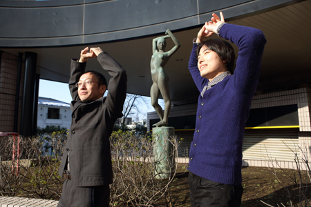 左から、野田秀樹、中屋敷法仁　　撮影：宮川舞子