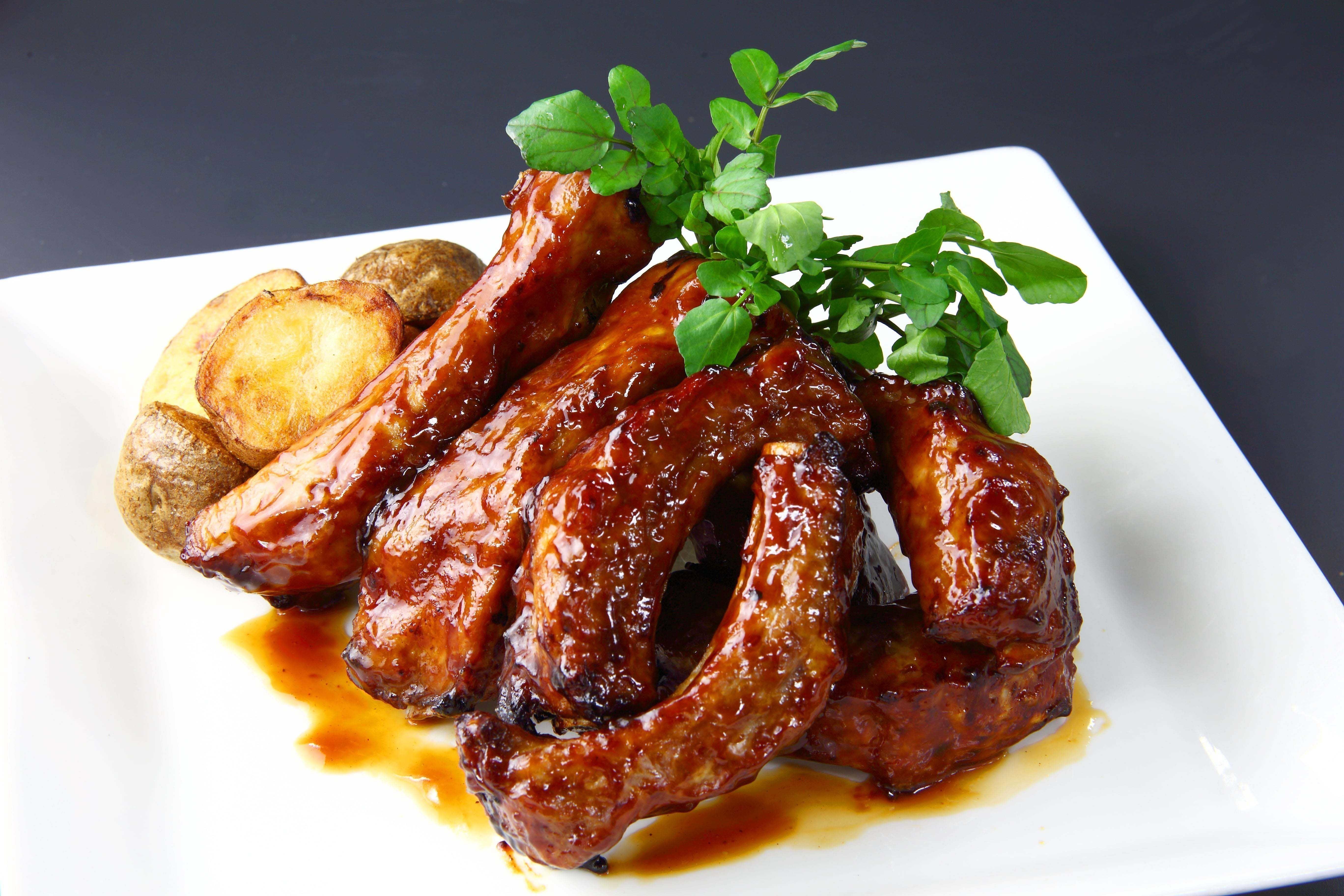 超希少 特産松阪牛 に1kg骨付き塊肉 Tdr公式ホテルで7種の肉料理を選べるフェスティバル開催 写真 6 7 うまい肉