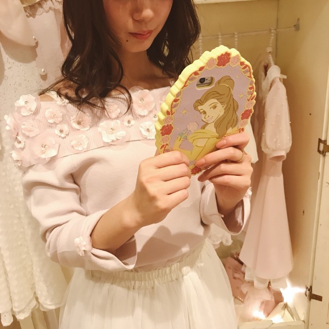 ディズニー 可愛いものは大きいほどいい Lodispotto プリンセスiphoneケース 3 1先行販売スタート 2 2 ディズニー特集 ウレぴあ総研