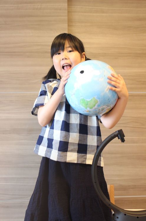 タカラトミー お家で遊んで学べる 小学館の図鑑neoglobe 小１女の子が遊んでみた 写真 10 15 ハピママ