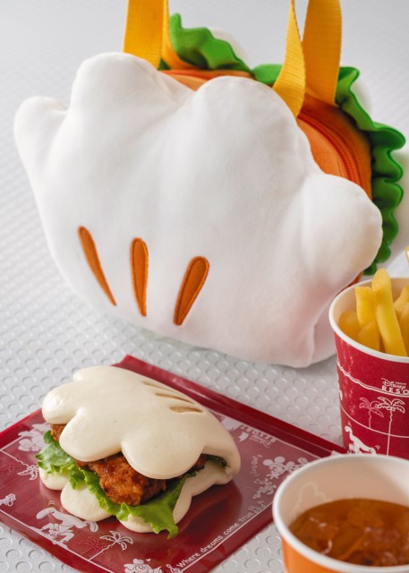 Tdr チキンパオ 通年で使える定番デザインのスーベニアランチケース登場 ディズニー特集 ウレぴあ総研