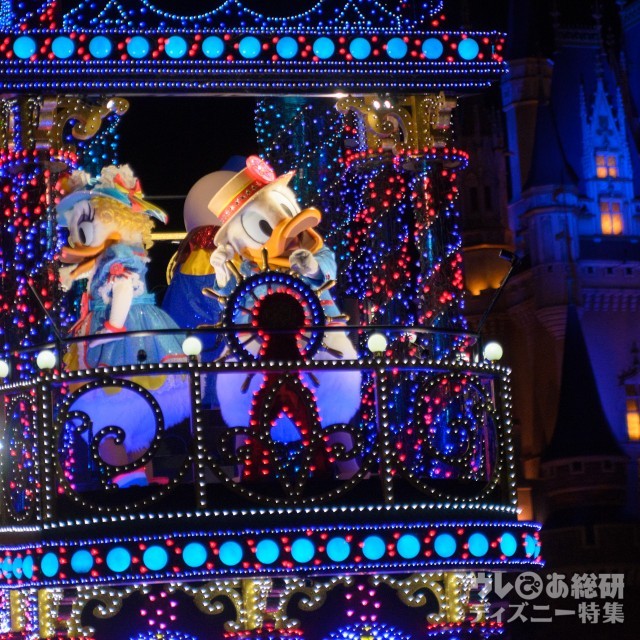 クリスマス期間だけ Tdl エレクトリカルパレード 限定バージョンを見逃さないで ディズニー特集 ウレぴあ総研