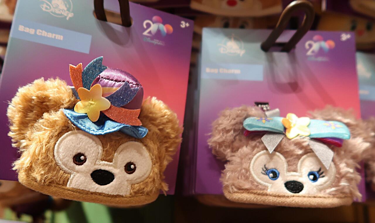 ディズニー】ファン垂涎“スタバ限定スーベニア”も！「20周年限定