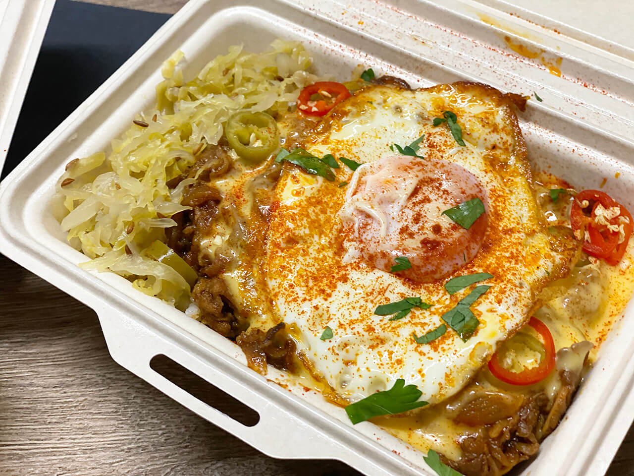 一見ジャンキー 味は 神 青山人気店の ビーフボウル 絶叫レベルでうまい 1 2 Love 家外食 ハピママ