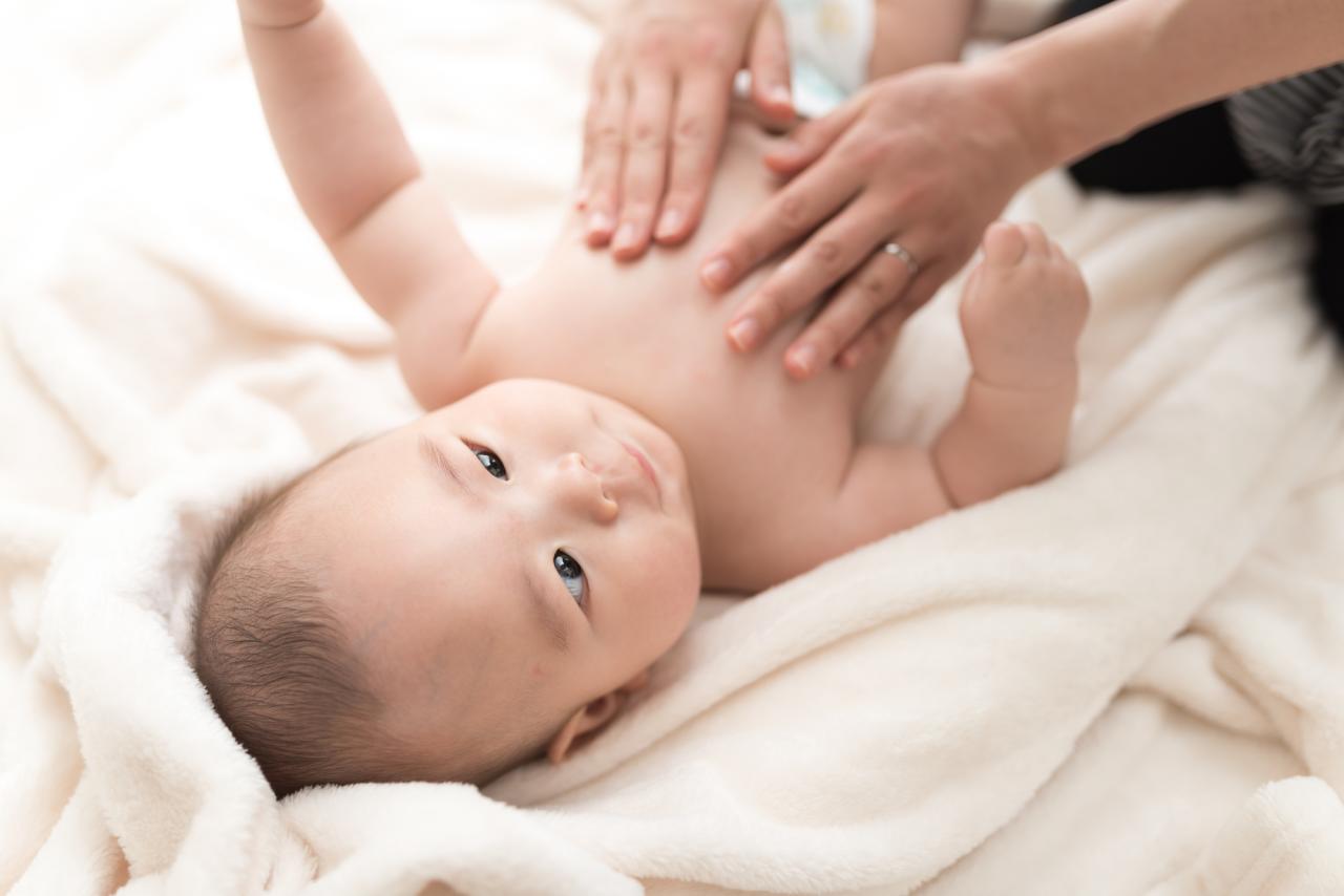 赤ちゃん 肌からのアレルゲン侵入に注意 乳幼児からできる アレルギー予防法 1 2 ハピママ