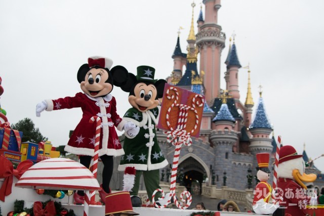 海外ディズニー クリスマスは年明けまで続く ディズニーランド パリのクリスマスショー7つ 1 4 ディズニー特集 ウレぴあ総研