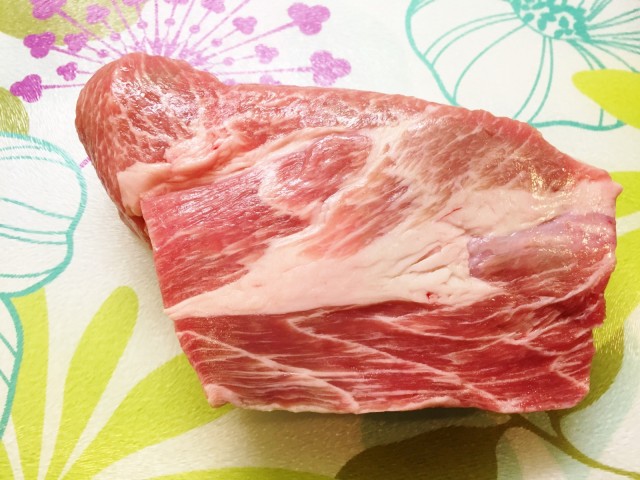 驚き 安いブロック肉を キウイ に漬けただけで めちゃくちゃ柔らかくなった 簡単テク 1 2 うまい肉