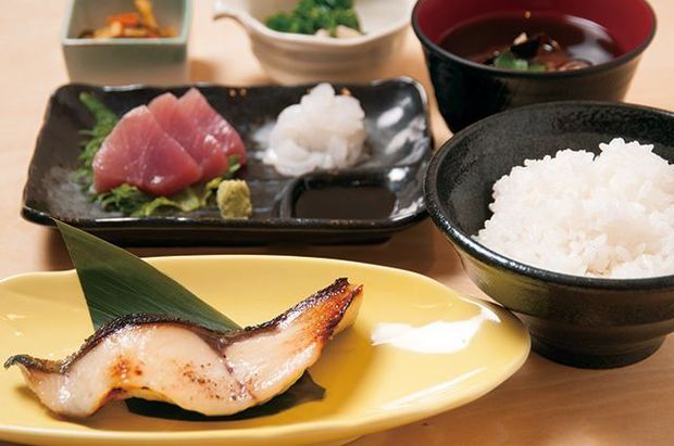 鰻丼や海鮮が1000円以下 神田 で 魚 を食べるならこの8店 ランチ 1 3 うまいめし