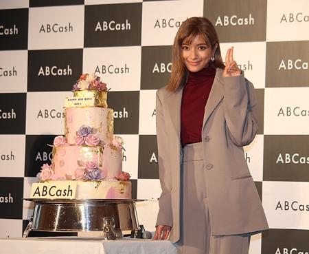 ローラ 結構貯金をするタイプ 自分のことよりも妹と弟に ウレぴあ総研