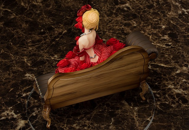 Fate エイプリルフール企画のアーティスト写真が立体化 アイドル皇帝 ネロ 発売決定 Medery Character S