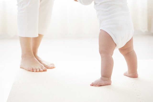 自分だけでがんばりすぎないで 人に頼る子育て のススメ 悩まない子育てvol 2 1 3 ハピママ