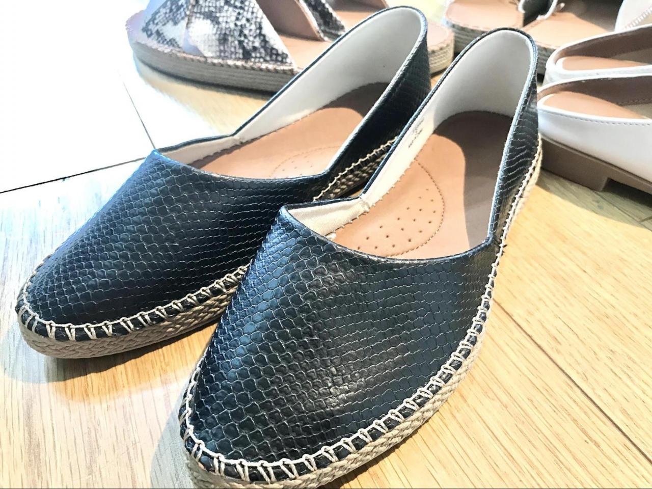 Guの靴 いま履きたいのはこの4足 歩きやすい おしゃれシューズ レビュー 1 2 ハピママ