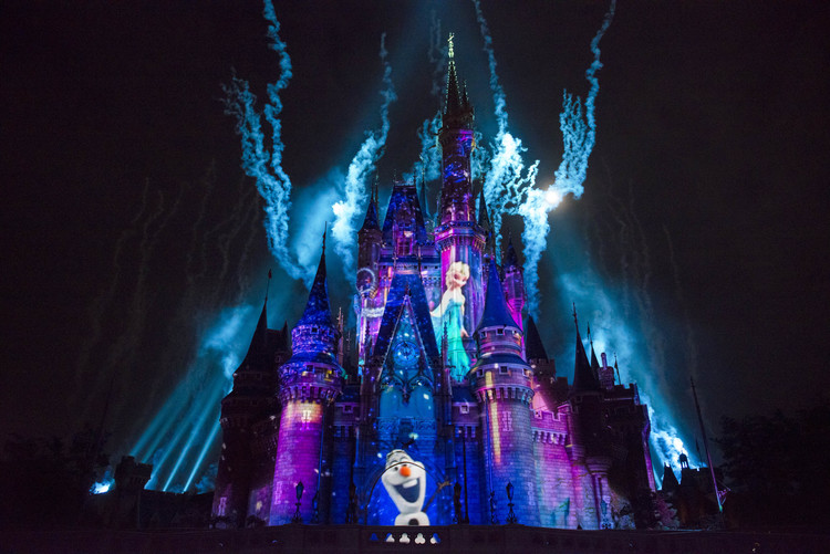 17秋版 Tdl ワンス アポン ア タイム 終了間近 見納め徹底攻略ガイド 写真 16 30 ディズニー特集 ウレぴあ総研