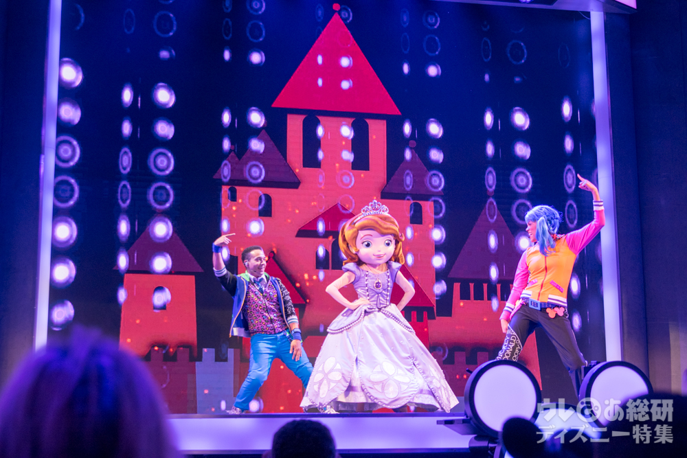 DWE ディズニー・ファミリー・ダンス・パーティー DWE ディズニー ファミリーダンスパーティー Family Dance Party Dance