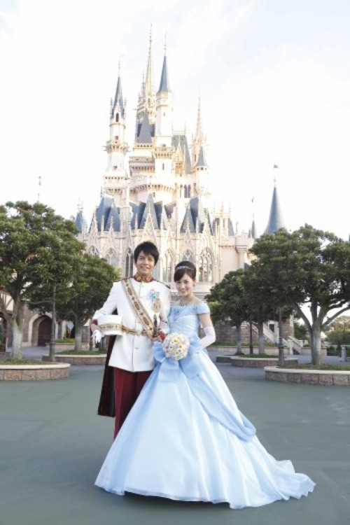 ディズニー結婚式 憧れのtdr婚 フェアリーテイル ウェディング の予算は 豪華なオプションも一挙紹介 写真 21 23 ディズニー特集 ウレぴあ総研