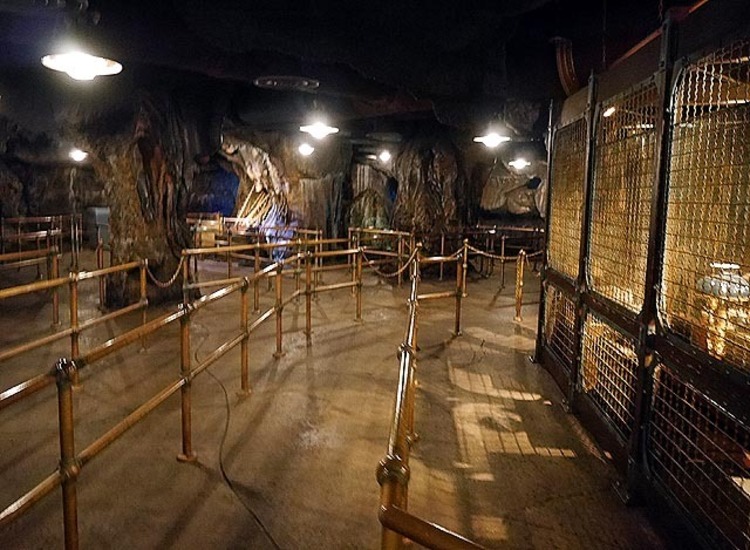 Tds 激レア センター オブ ジ アース 休止中にだけ開催される マグマサンクタムツアー 詳細レポ 写真 11 21 ディズニー特集 ウレぴあ総研