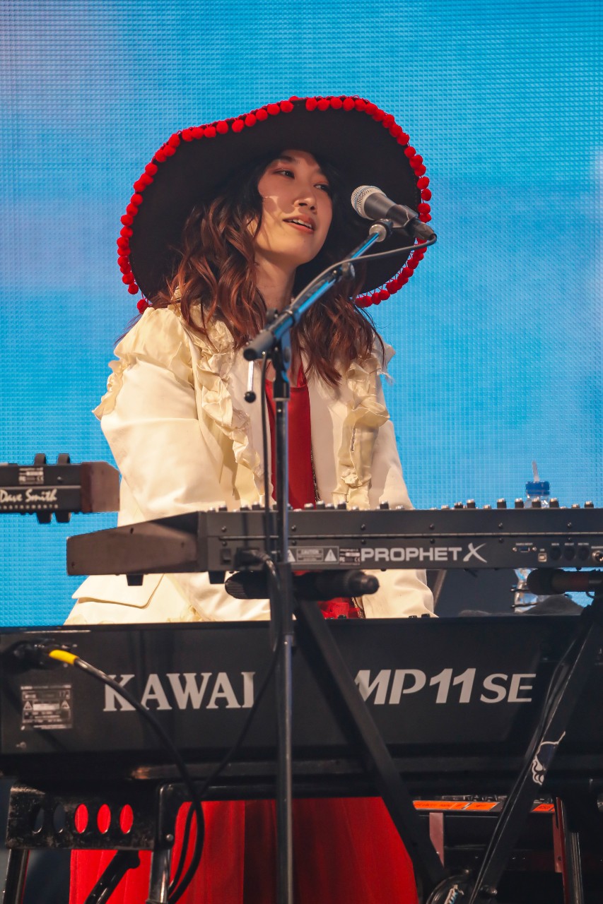 ゲスの極み乙女 初の生配信ライブレポ アリーナで趣向を凝らした大忘年会 2 3 ぴあweb