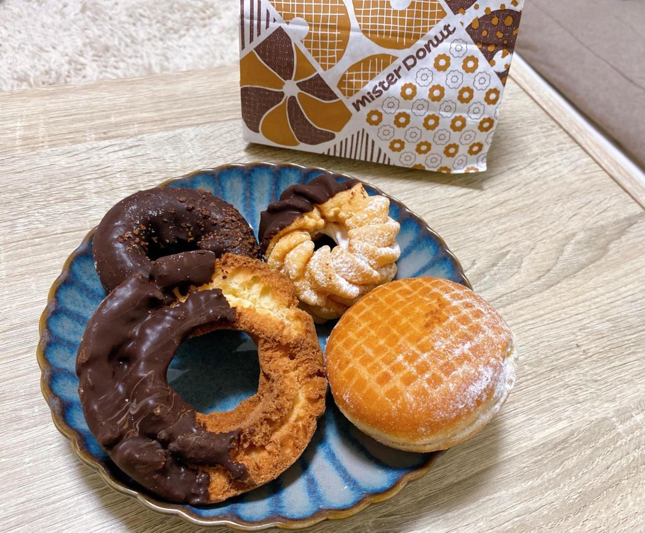 ミスド は 冷凍 すると激ウマに おすすめ4品の ひんやり食感 味 に驚き 2 4 うまいめし