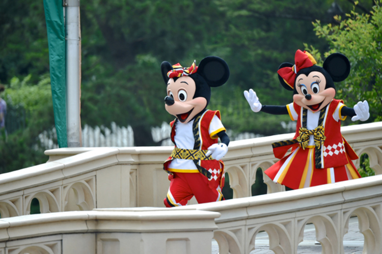 厳選写真30枚 Tdl おんどこどん ミッキーマウスたちフォトギャラリー ディズニー夏祭り15 写真 3 30 ディズニー特集 ウレぴあ総研