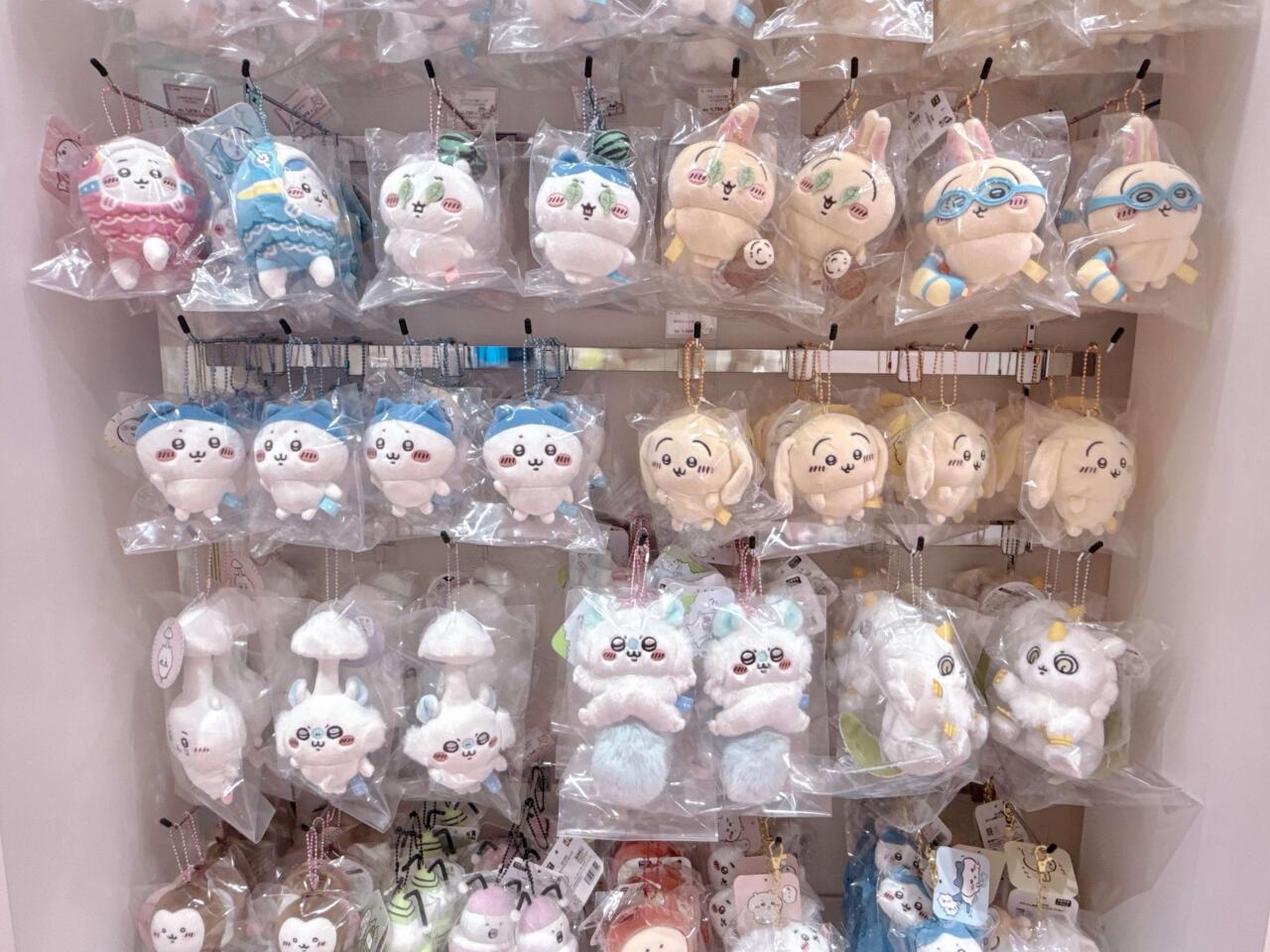 ちいかわらんど池袋店】4/3オープン！グッズ＆見どころだらけの店内を
