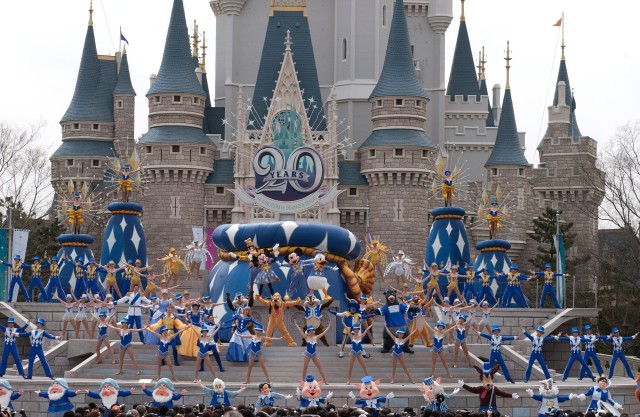 Tdl誕生日 写真で振り返る 東京ディズニーリゾート35年間の思い出 写真100枚 2 3 ディズニー特集 ウレぴあ総研