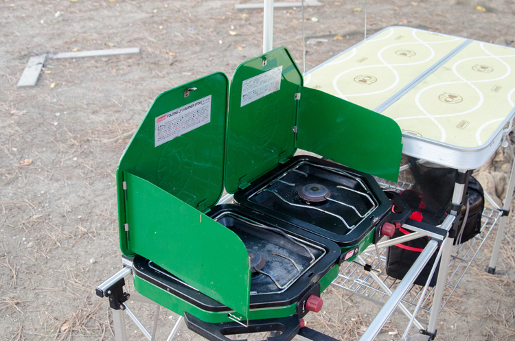 キャンプ初心者 本当にそろえたい道具は 年間30泊のキャンパーが伝授 写真 12 16 ハピママ