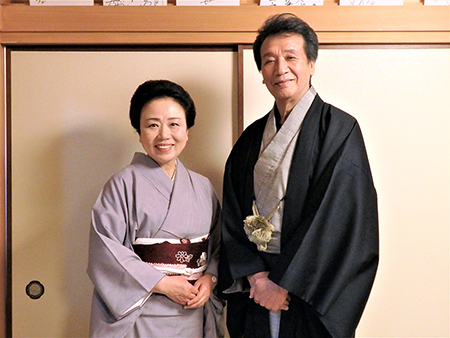 左から、藤山直美、前川清