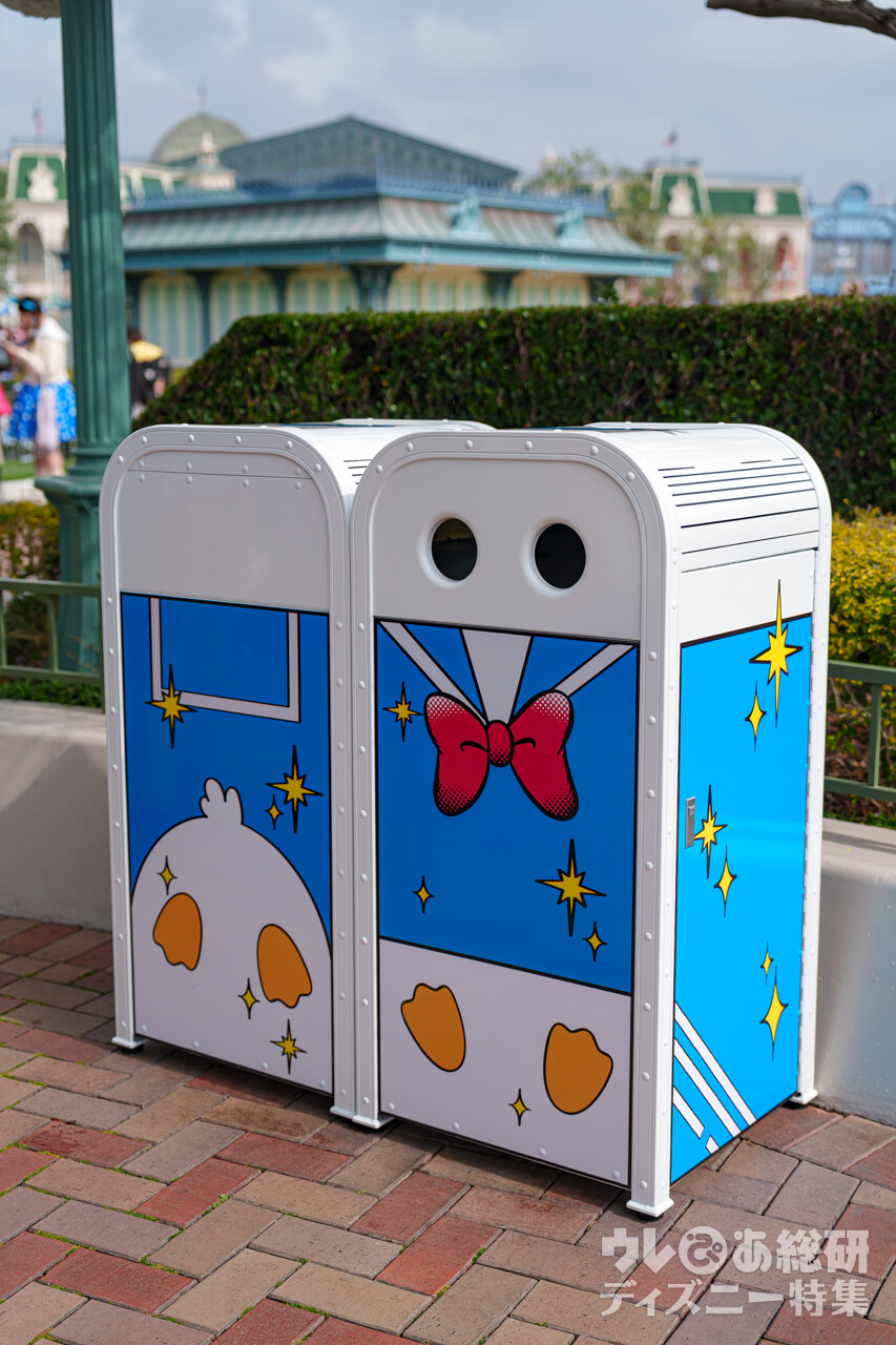 レア●ディズニー スターツアーズ 缶 トレイ ディズニーキャラクターたちのグッズが一堂に会する夏休みイベント