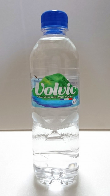 水 コストコ 【ロクサーヌ】コストコのペットボトル水はコスパ最高の天然水。味も良い！