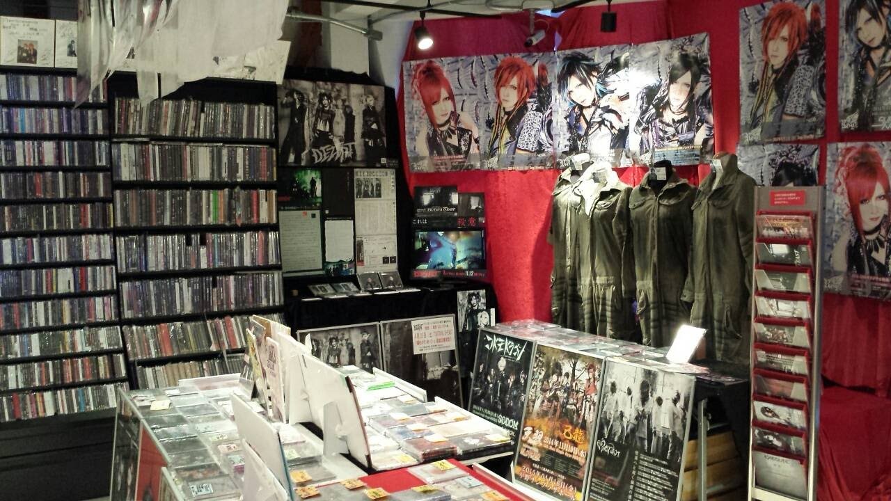 V系 Hmv タワレコ クロチャ ショップ店員に聞いた 今年のオススメv系cd 3枚 1 3 ウレぴあ総研