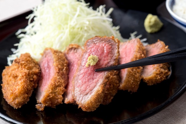 幻の牛カツ 希少 うわみすじ を使った 厚切り牛カツ膳 が 京都勝牛 に新登場 うまい肉