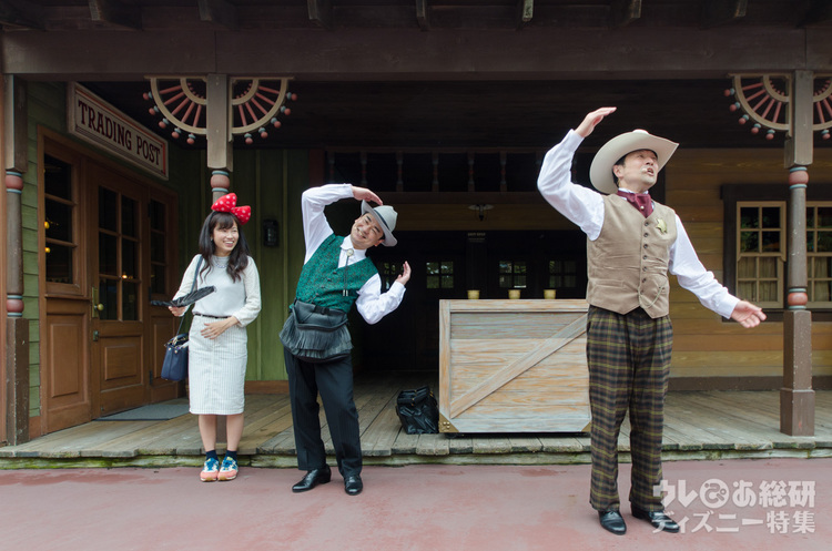 Tdl ディズニー通には常識 突然始まるスゴワザショーでツレにハッピーサプライズ 写真132枚 写真 131 132 ディズニー特集 ウレぴあ総研