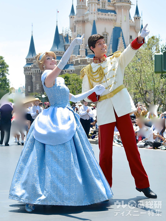 動画あり 東京ディズニーリゾートで17 七夕 スタート ミッキー ミニーが彦星と織姫の新衣装で登場 写真 15 30 ディズニー特集 ウレぴあ総研