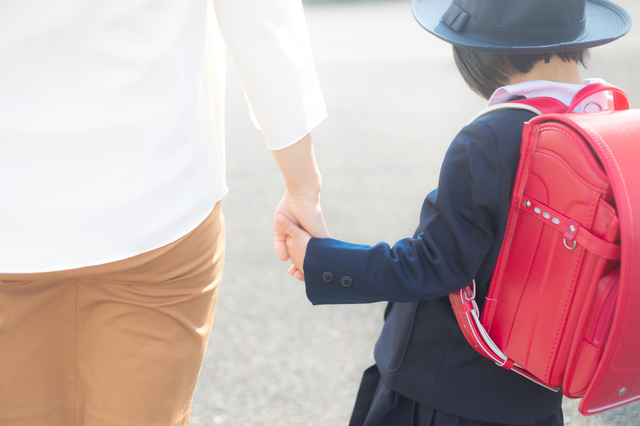 新一年生 もう学校嫌い 新入生の登校 お悩み対処法 1 2 ハピママ