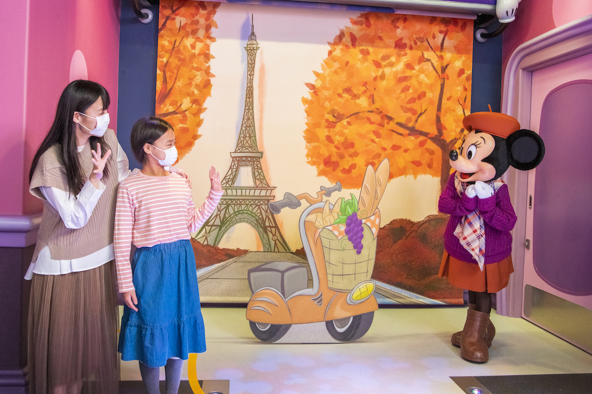 ディズニー キャラクターグリーティング Tdlエントランスで1 17より再開 楽しみ方 注意点まとめ 1 2 ディズニー特集 ウレぴあ総研