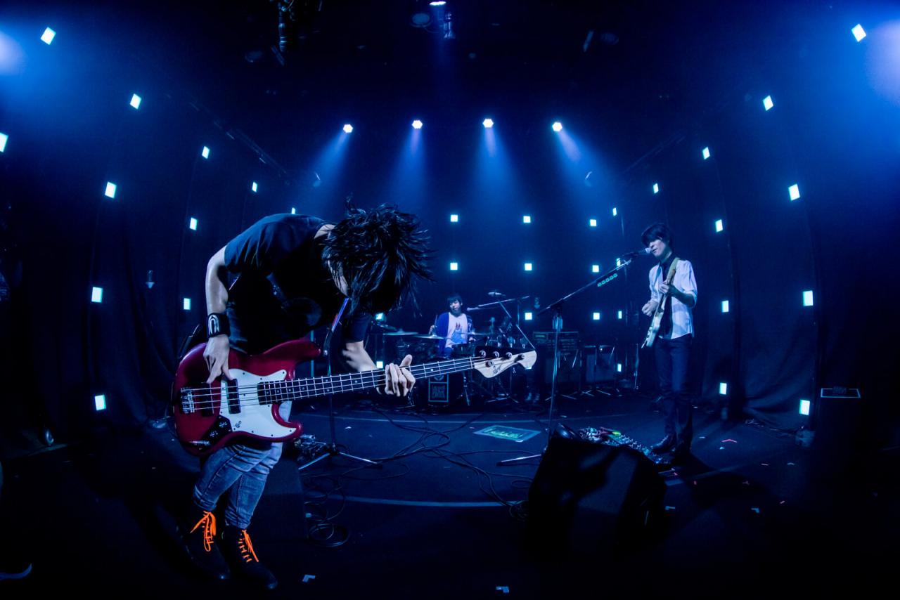 Unison Square Garden 2度目の生配信ライブ大成功 激レアセトリにファン歓喜 レポート 1 2 ぴあweb