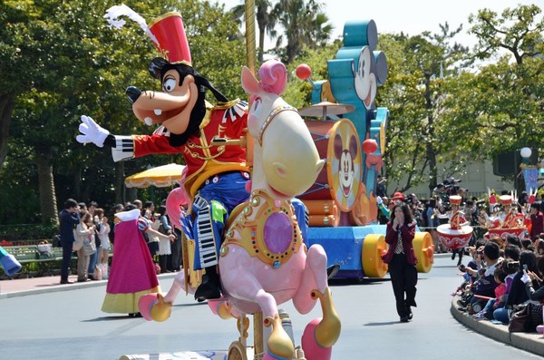 写真満載 ディズニーランド30周年新パレード ハピネス イズ ヒア 全フロートを紹介 2 5 ディズニー特集 ウレぴあ総研