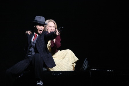 ミュージカル『ボニー&クライド』開幕