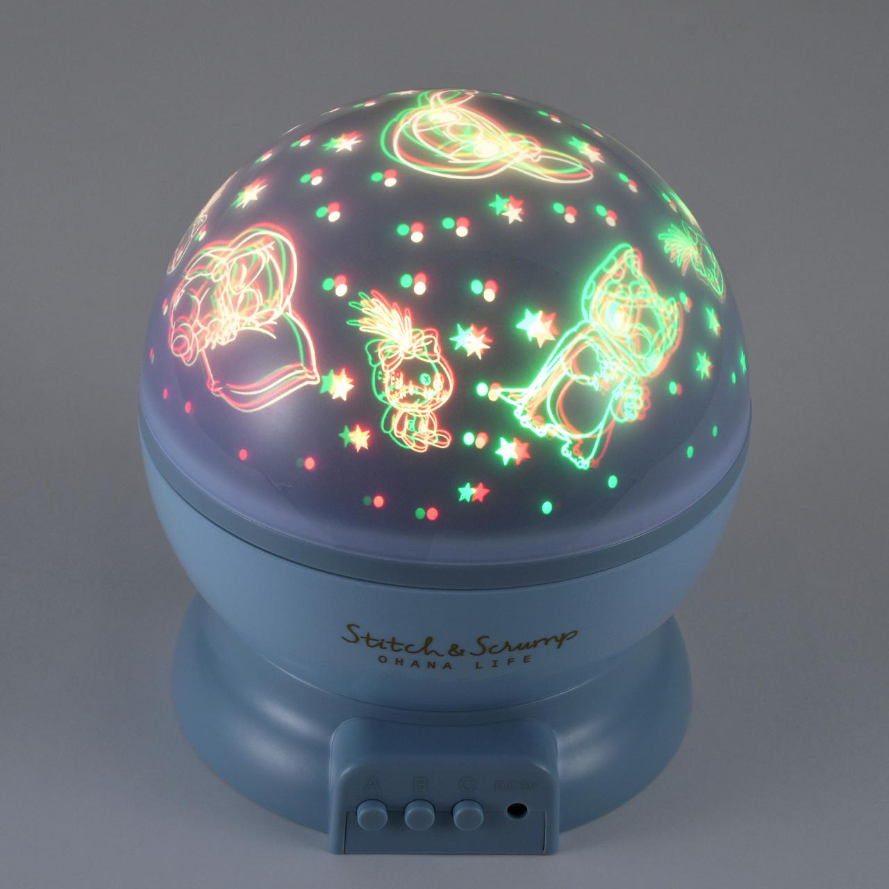 ディズニー】ヒーローごっこするスティッチが可愛い！充実の新作グッズ