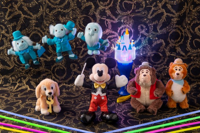 Tdl新ショー Celebrate Tokyo Disneyland グッズ完全ガイド 人気キャラのレアグッズに大注目 2 4 ディズニー特集 ウレぴあ総研