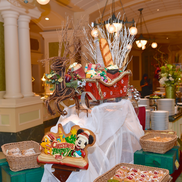 ディズニーホテル スウィーツも盛りだくさん クリスマス ファンタジー スペシャルブッフェ15 実食レポ 1 4 ディズニー特集 ウレぴあ総研